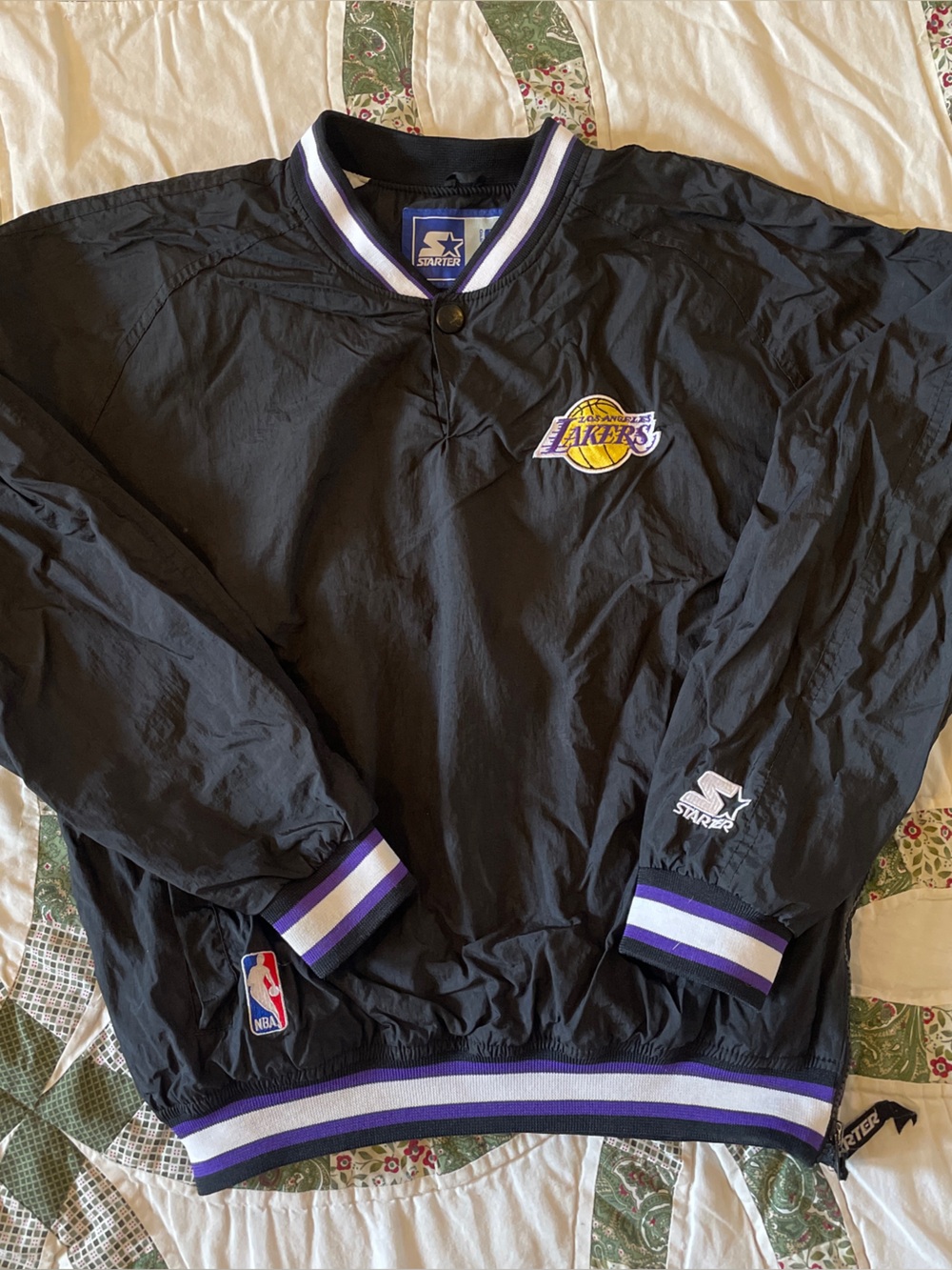 Vintage 90s Starter NBA Los Angeles Lakers Black Windbreaker Black Youth Large